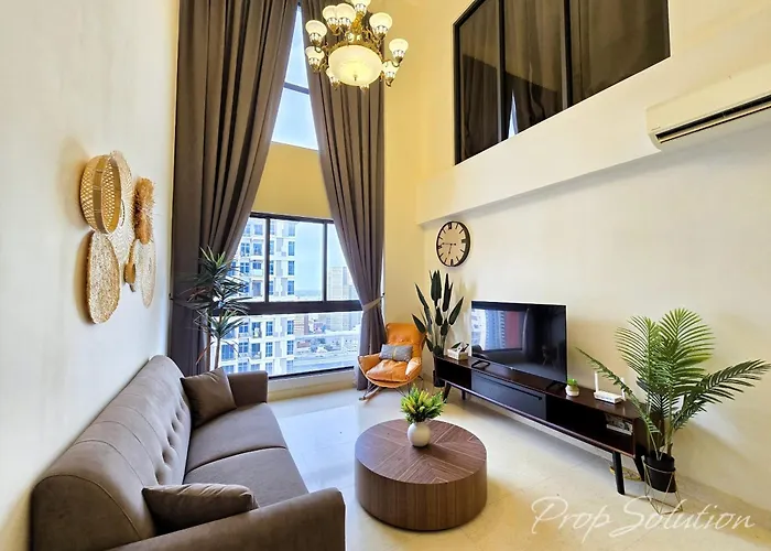 Loft Suite Central City 2Br Jb Ciq 7Pax