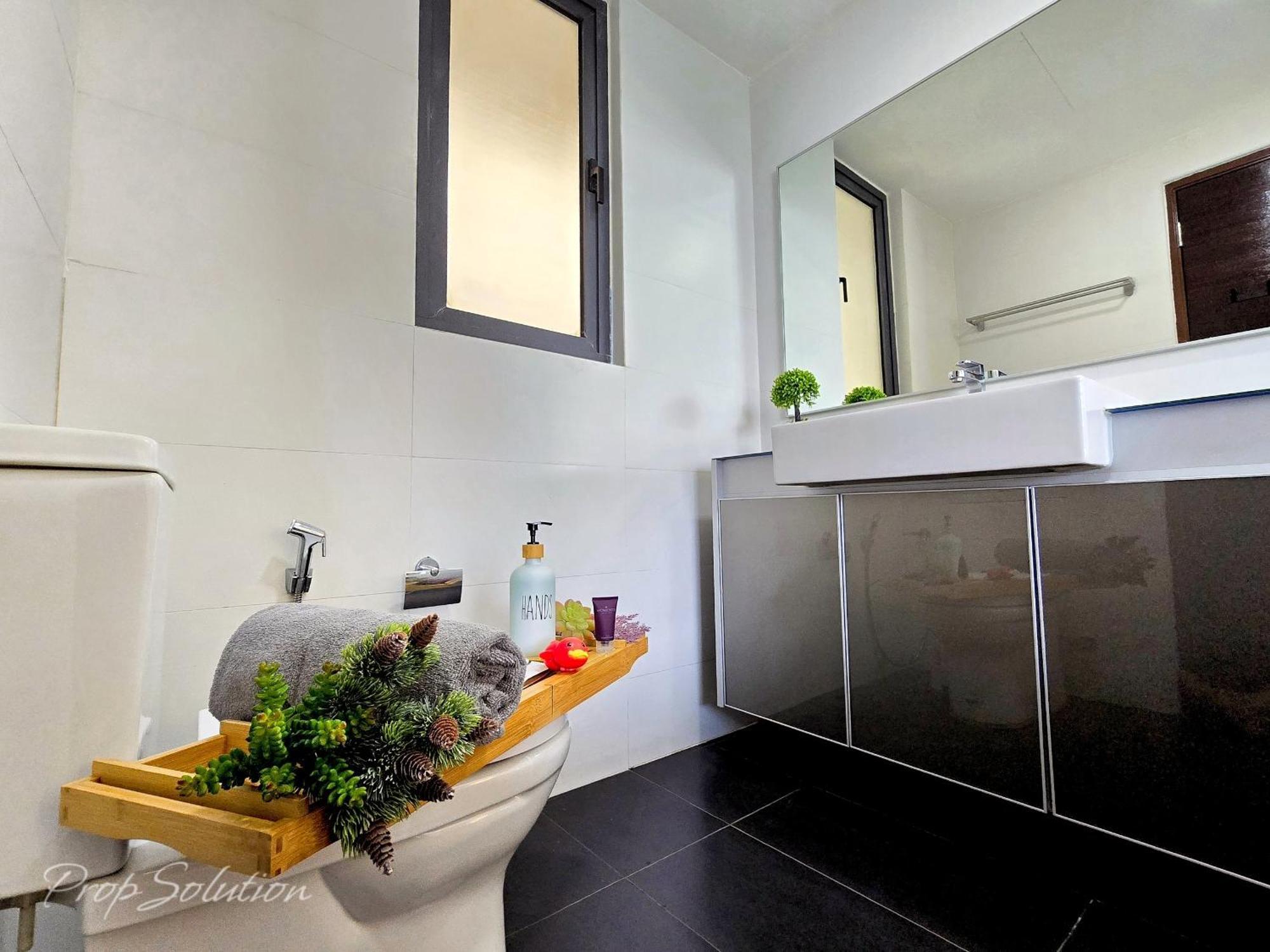 Apartment Loft 2br Jb Ciq 7pax Johor Bahru